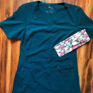 Scrub top